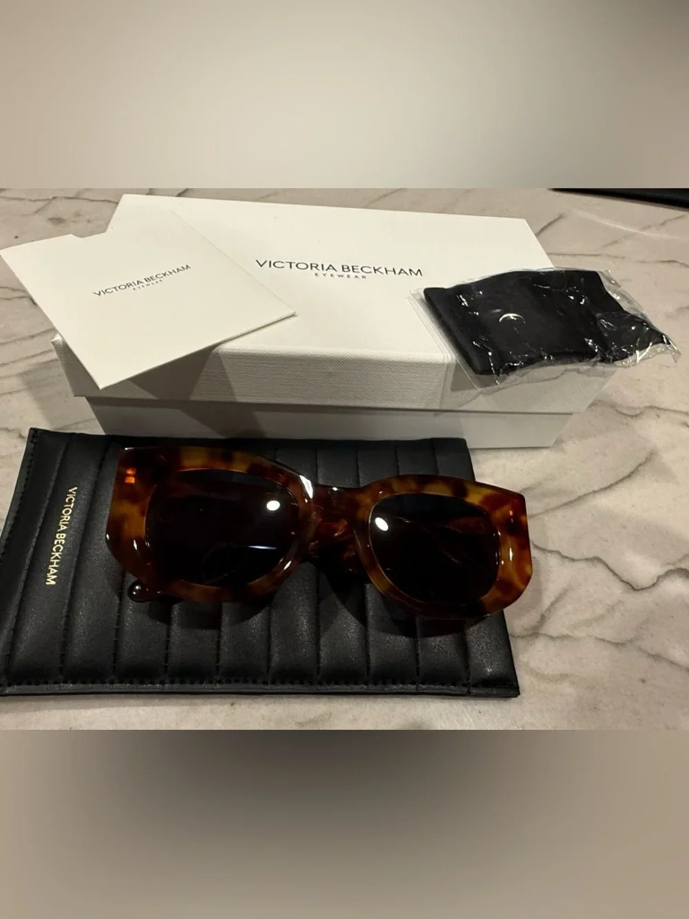 Victoria Beckham VB654S 222 Tortoiseshell Cat Eye Sunglasses 50-22-145 NWT Italy